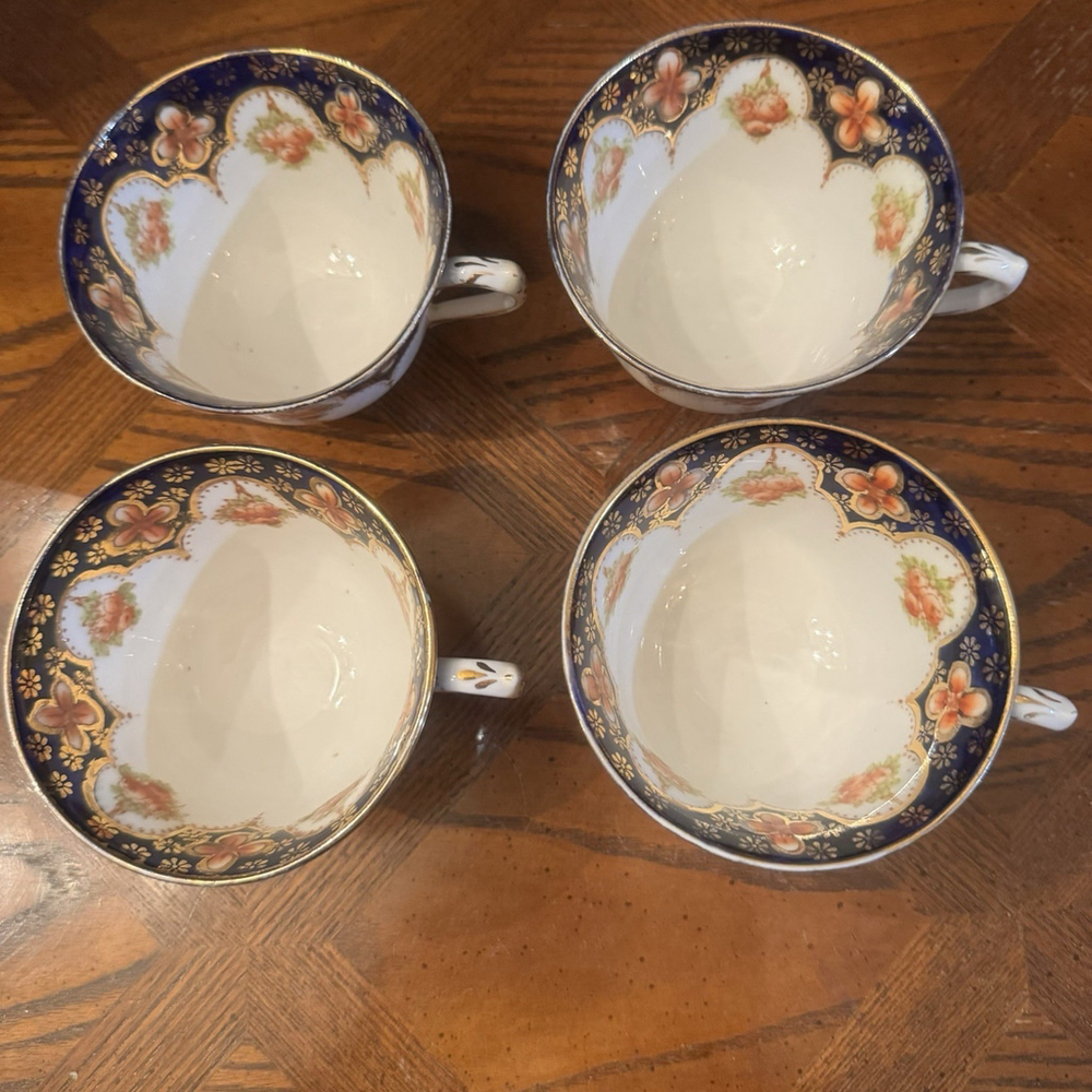 Set Of 8 Vtg Royal Albert Crown China Imari Style 4692 Cobalt Blue Cup & Saucer - Picture 8 of 12